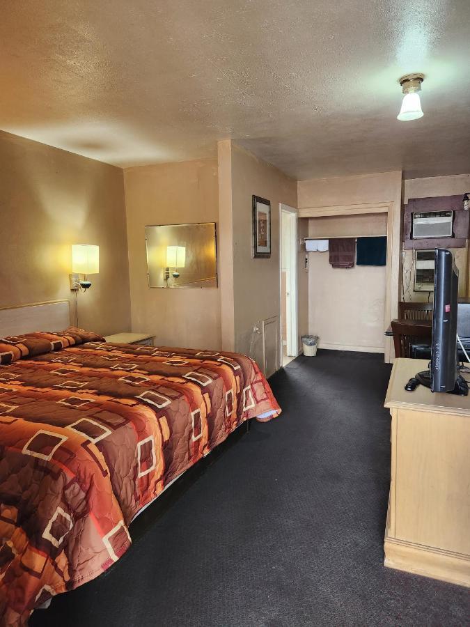 Econo Inn Clearwater Kültér fotó